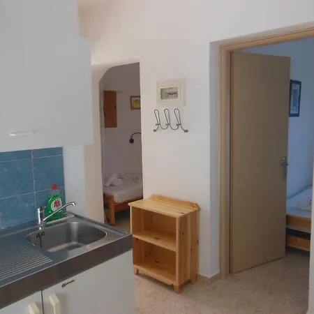 Apartment Monika Kriopigi