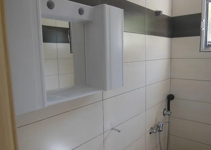 Monika * 克里皮吉